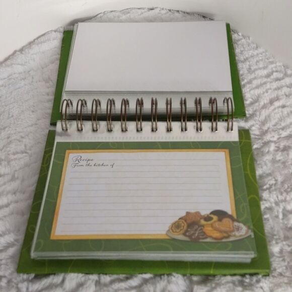 Cookie Recipe Book   - Picture 4 of 7